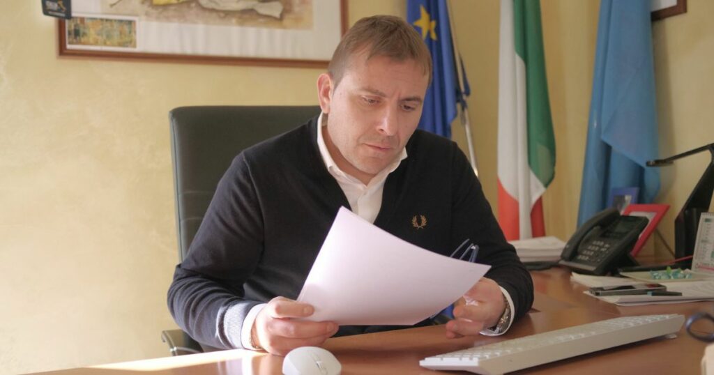 Muro di silenzio dei commissari: situazione inaccettabile